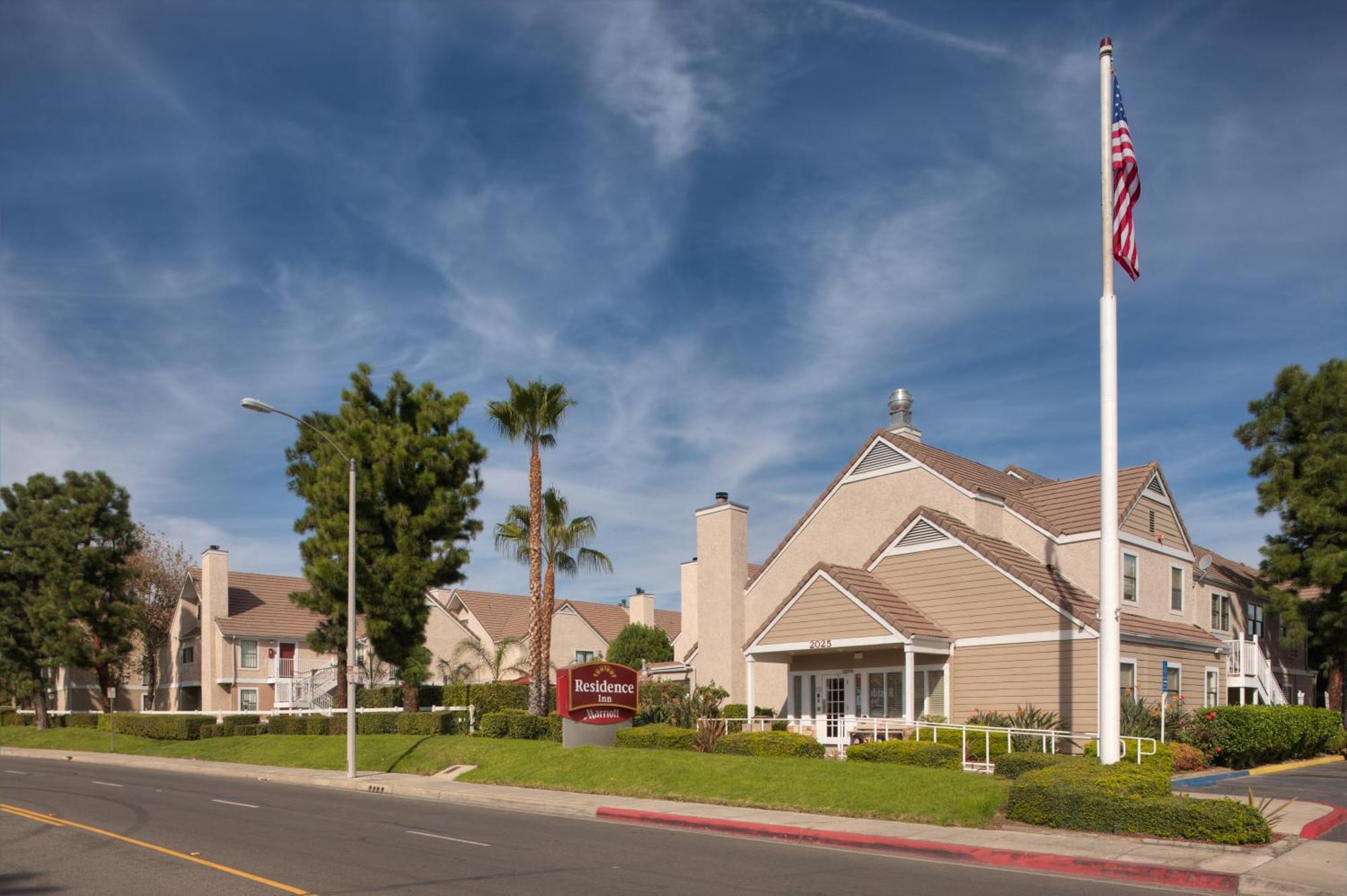 Residence Inn Ontario Airport Екстер'єр фото