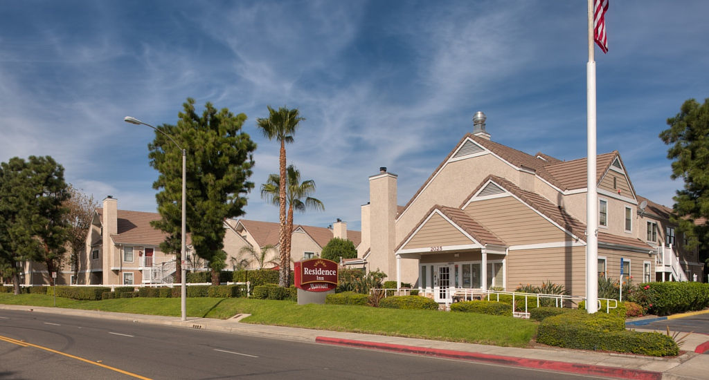 Residence Inn Ontario Airport Екстер'єр фото